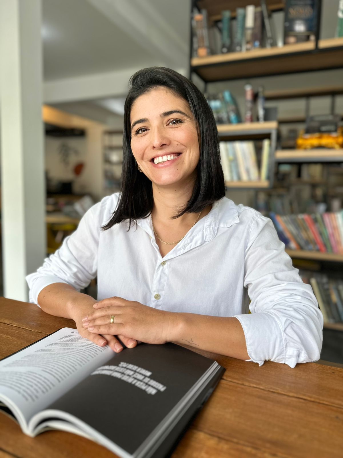 Samanta Farias - Autora